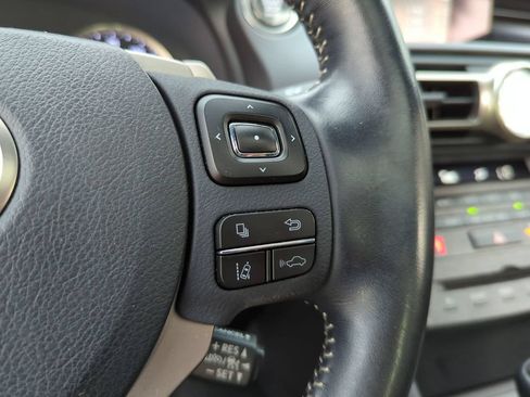 Used 2019 Lexus RC 350 RWD image 11