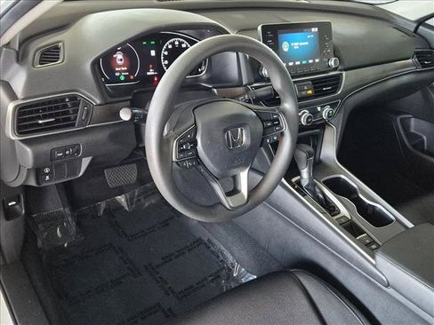 Used 2019 Honda Accord LX image 10