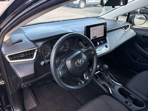 Used 2024 Toyota Corolla LE FWD image 10