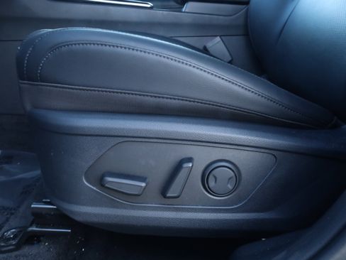 Used 2025 Kia Sportage EX image 30