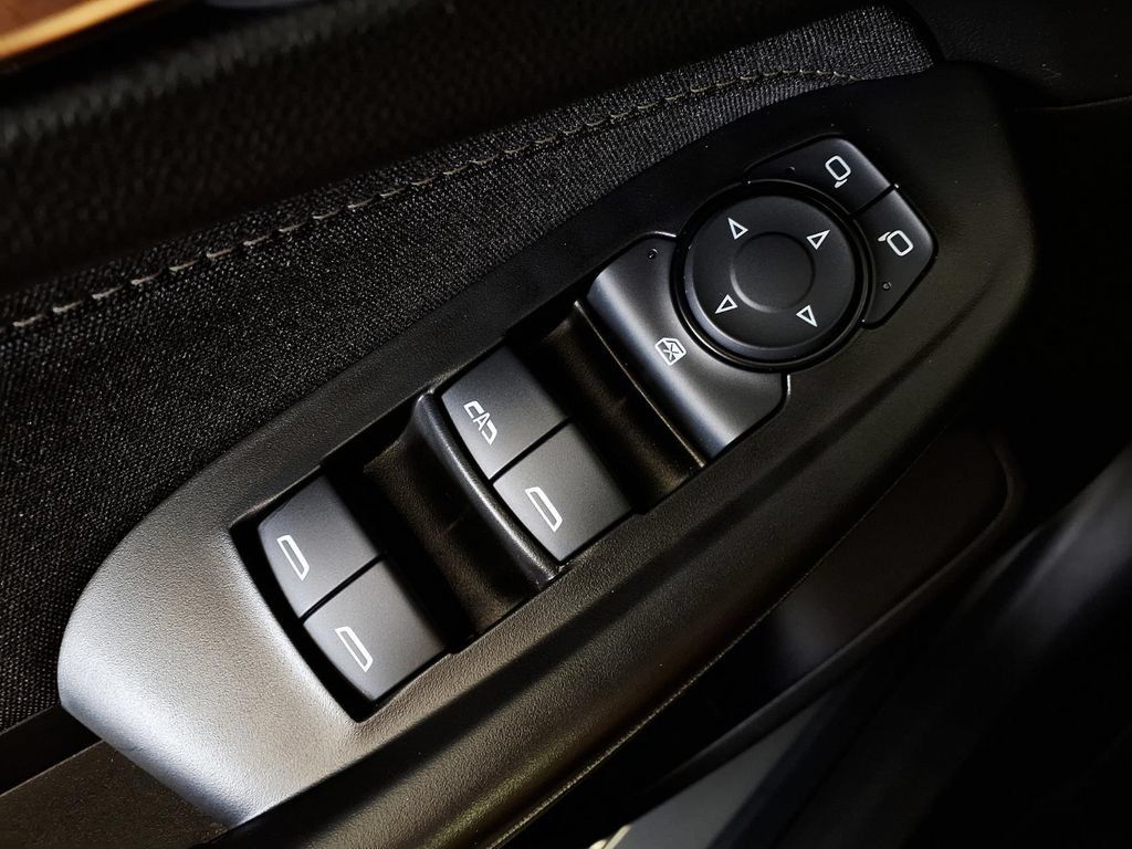 Used 2023 Chevrolet TrailBlazer ACTIV FWD image 25