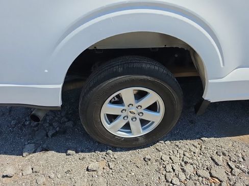 Used 2021 Ford F150 XLT w/ Equipment Group 301A Mid RWD image 14
