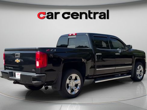 Used 2018 Chevrolet Silverado 1500 LTZ Z71 w/ LTZ Plus Package AWD/4WD image 6