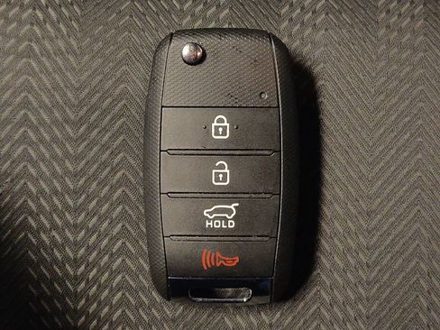 Used 2020 Kia Sportage LX FWD image 32