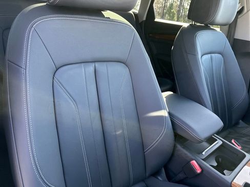Used 2022 Audi Q5 2.0T Premium Plus image 38
