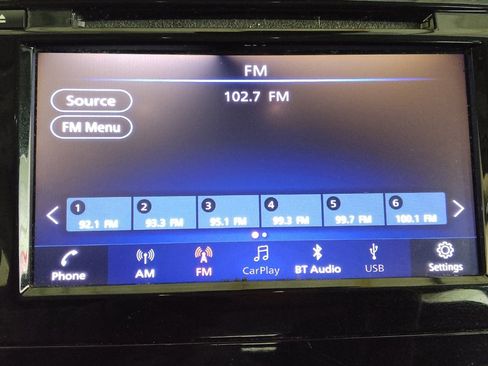 Used 2021 Nissan Rogue Sport S image 25