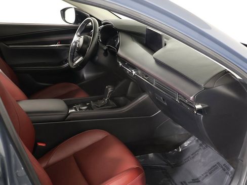 Used 2024 MAZDA MAZDA3 s image 24