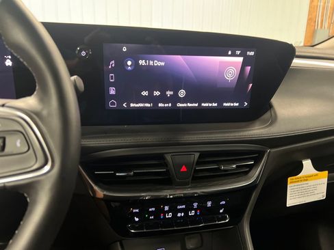 Used 2024 Buick Encore GX Avenir w/ Avenir Convenience Package AWD/4WD image 22