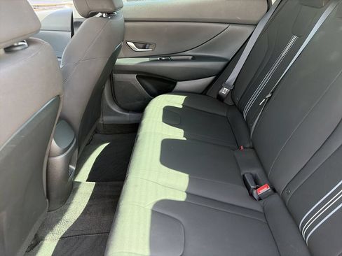 Certified 2024 Hyundai Elantra SEL FWD image 16