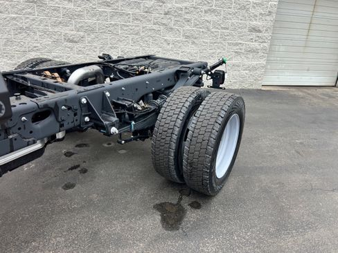 New 2026 Ford F550 4x4 Supercab Super Duty image 26