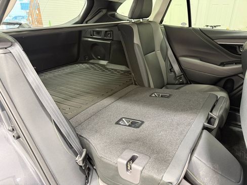 Used 2024 Subaru Outback Onyx Edition image 33