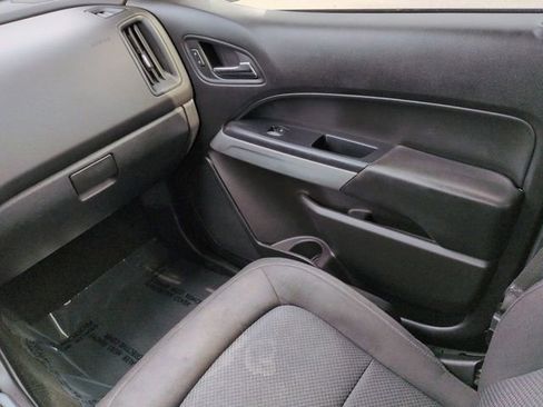 Used 2017 Chevrolet Colorado LT w/ LT Convenience Package RWD image 17