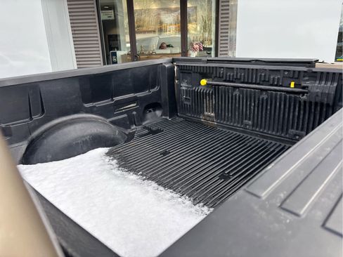 Used 2012 Ford F150 XLT w/ XTR Pkg image 22