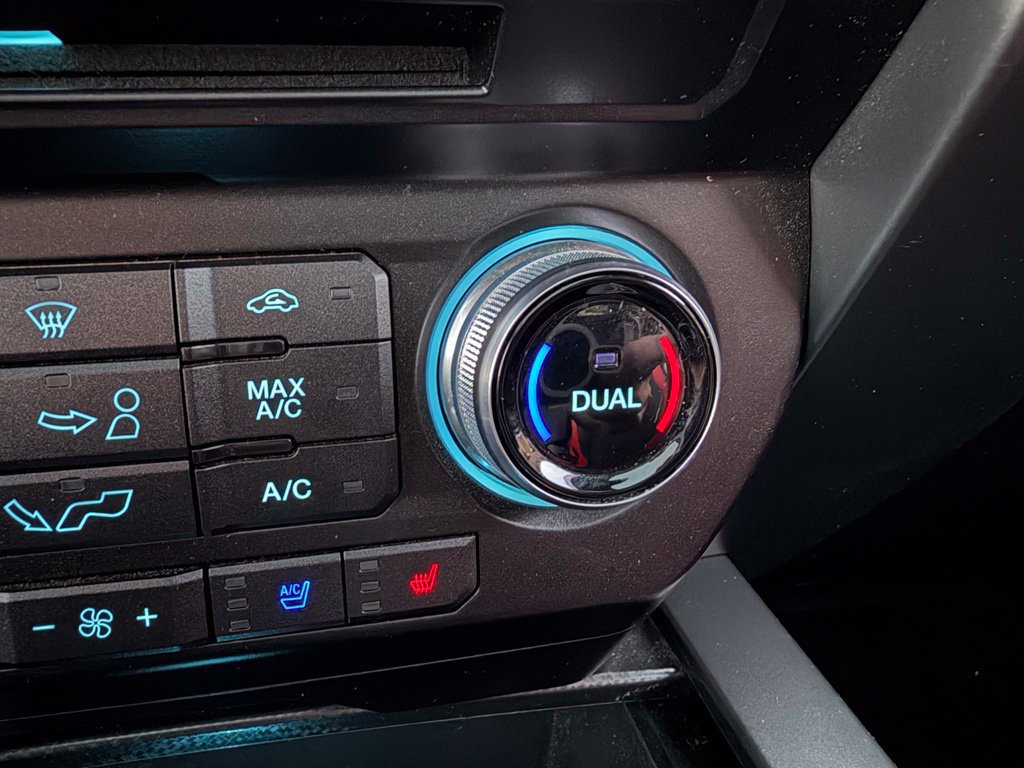 Used 2017 Ford F150 Lariat w/ Equipment Group 502A Luxury AWD/4WD image 18