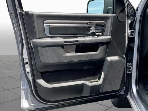 Used 2024 RAM 1500 Warlock RWD image 43