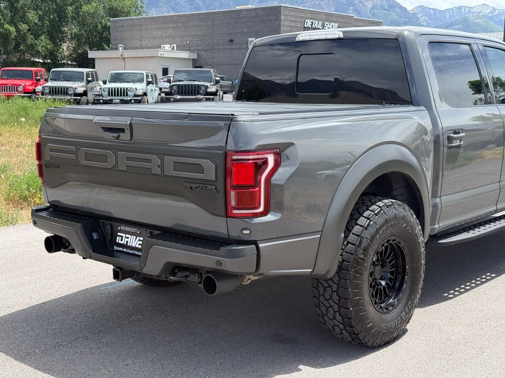 Used 2020 Ford F150 Raptor w/ Equipment Group 802A Luxury AWD/4WD image 10