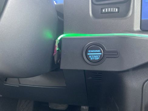 Used 2025 Ford Bronco 2-Door w/ Sasquatch Package image 11