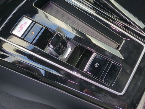 New 2026 Volkswagen GTI SE image 15