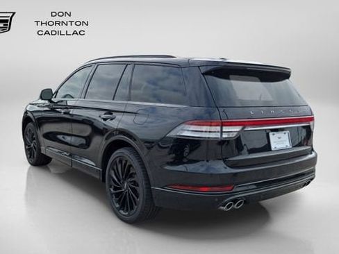 Used 2022 Lincoln Aviator Reserve w/ Equipment Group 201A AWD/4WD image 3