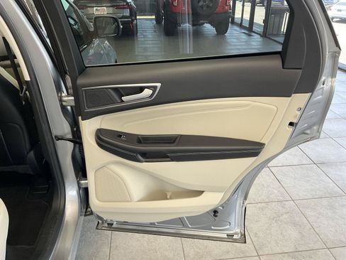 Used 2021 Ford Edge Titanium AWD/4WD image 14