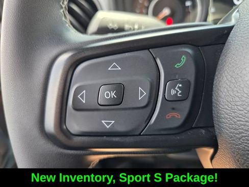 Certified 2025 Jeep Wrangler Sport AWD/4WD image 29