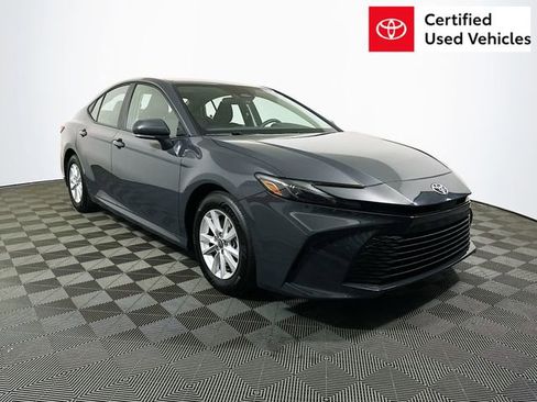 Certified 2025 Toyota Camry LE image 1