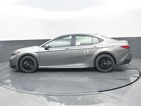 Used 2026 Toyota Camry SE image 21