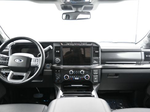Used 2024 Ford F250 Lariat w/ Lariat Ultimate Package AWD/4WD image 19