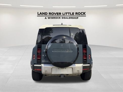 Used 2024 Land Rover Defender 110 S image 5