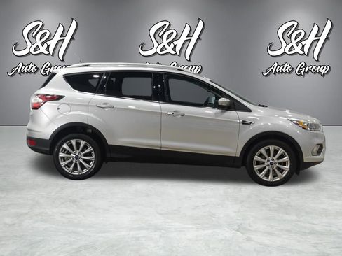 Used 2017 Ford Escape Titanium image 22