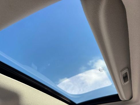 New 2026 Nissan Sentra SV w/ SV Convenience Package FWD image 7