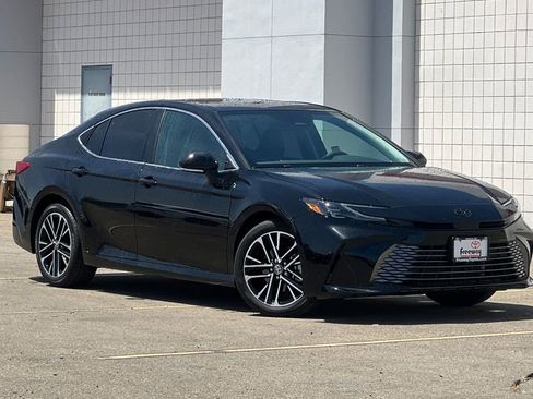 Certified 2026 Toyota Camry XLE FWD image 2