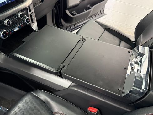 Used 2022 Ford F150 Lariat w/ Equipment Group 502A High image 31