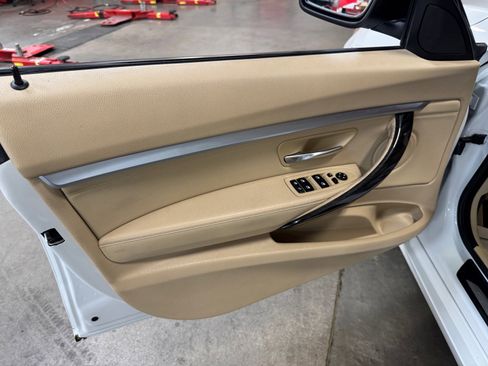 Used 2016 BMW 328i Gran Turismo xDrive 328i xDrive image 13