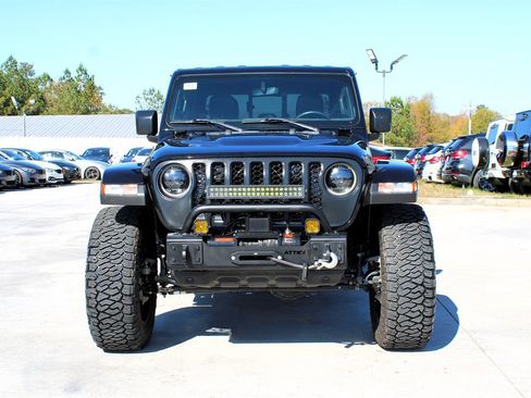 Used 2021 Jeep Gladiator Rubicon image 2