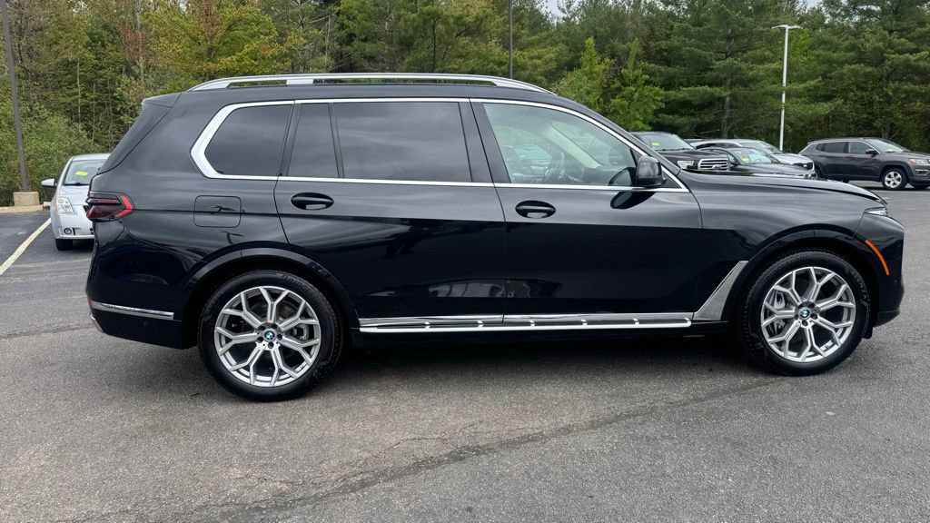 Used 2025 BMW X7 xDrive40i w/ Premium Package AWD/4WD image 5