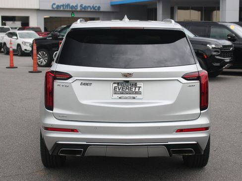 Used 2020 Cadillac XT6 Premium Luxury AWD/4WD image 6
