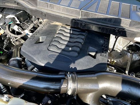 Used 2023 Ford F150 XLT image 31