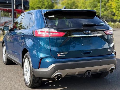 Used 2020 Ford Edge SEL w/ Convenience Package AWD/4WD image 3