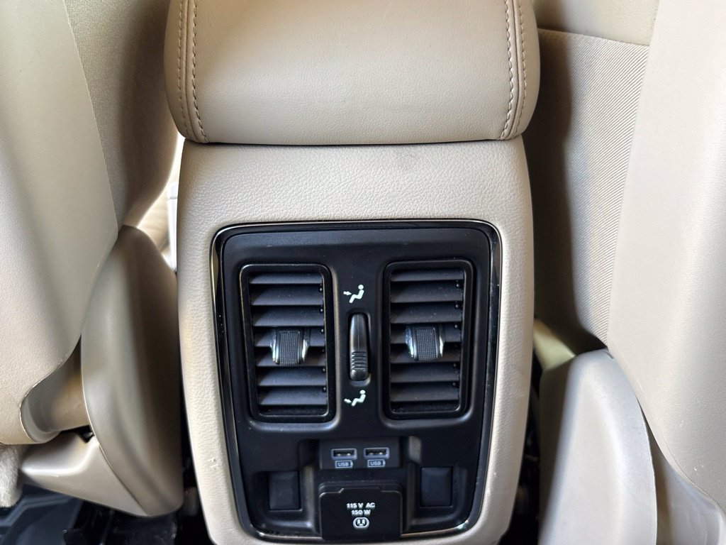 Used 2020 Jeep Grand Cherokee Limited AWD/4WD image 21