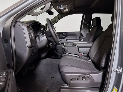 New 2026 Chevrolet Silverado 1500 Custom RWD image 12
