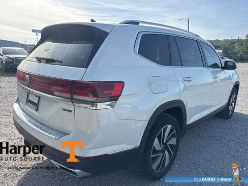 Used 2024 Volkswagen Atlas SEL AWD/4WD image 5