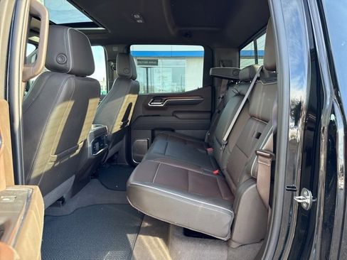 Used 2024 GMC Sierra 1500 Denali w/ Denali Reserve Package image 11