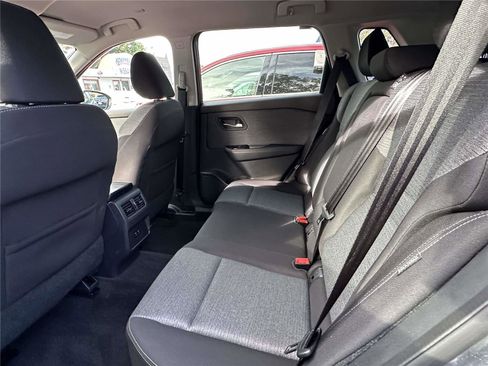 Certified 2022 Nissan Rogue SV image 13