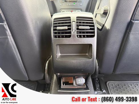 Used 2013 Mercedes-Benz GLK 350 4MATIC image 13