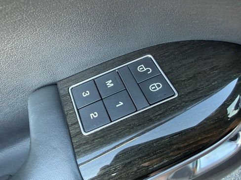 Used 2020 Land Rover Range Rover Sport HSE image 45