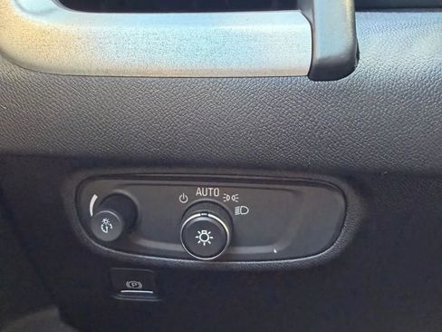 Used 2019 GMC Terrain SLE w/ Driver Convenience Package AWD/4WD image 21
