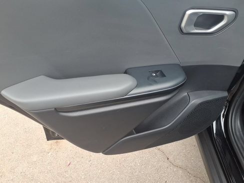 Used 2025 Kia K4 FWD image 10