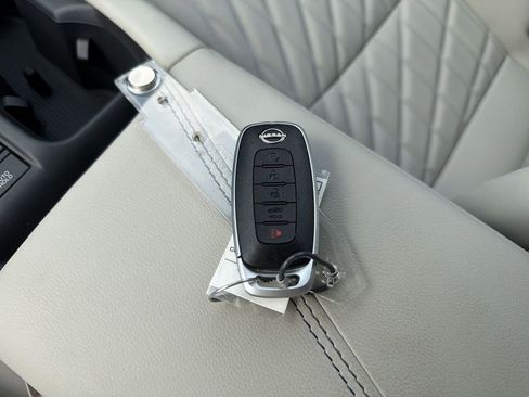 New 2026 Nissan Sentra SL w/ Floor Mat Package FWD image 30