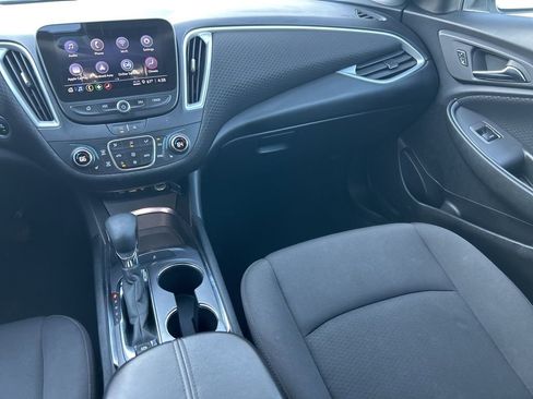 Used 2023 Chevrolet Malibu LT image 21
